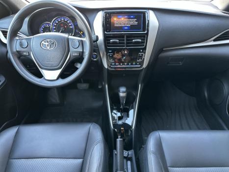 TOYOTA Yaris Hatch 1.3 16V 4P FLEX XL PLUS TECH MULTIDRIVE AUTOM�TICO CVT, Foto 10