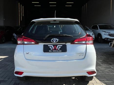 TOYOTA Yaris Hatch 1.5 16V 4P FLEX XLS MULTIDRIVE AUTOM�TICO CVT, Foto 5