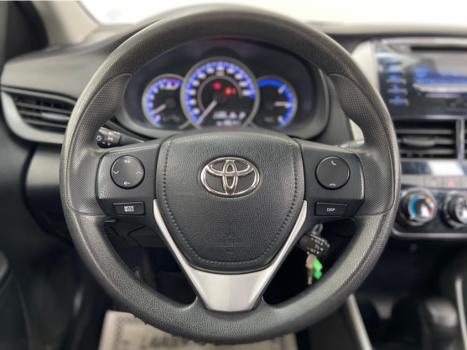 TOYOTA Yaris Hatch 1.5 16V 4P FLEX XL MULTIDRIVE AUTOM�TICO CVT, Foto 6