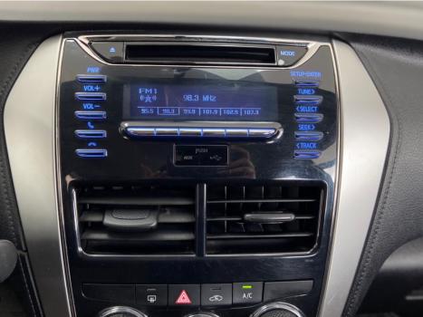 TOYOTA Yaris Hatch 1.5 16V 4P FLEX XL MULTIDRIVE AUTOM�TICO CVT, Foto 8