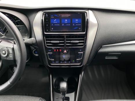 TOYOTA Yaris Sedan 1.5 16V 4P FLEX XS CONNECT MULTIDRIVE AUTOMTICO CVT, Foto 12