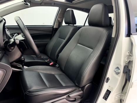 TOYOTA Yaris Sedan 1.5 16V 4P FLEX XLS MULTIDRIVE AUTOM�TICO CVT, Foto 19