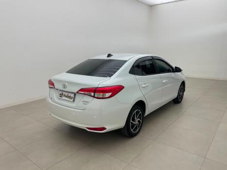 TOYOTA Yaris Sedan 1.5 16V 4P FLEX XLS MULTIDRIVE AUTOM�TICO CVT, Foto 3