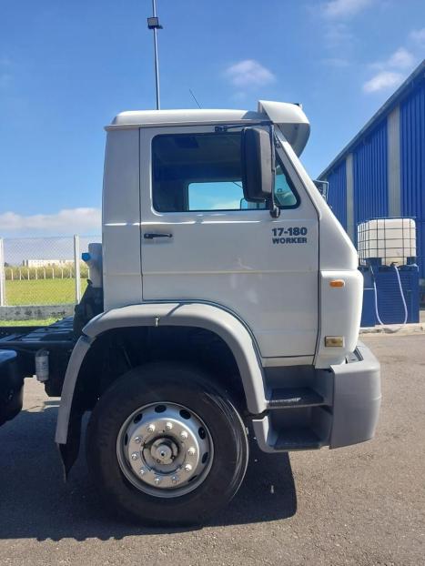 VOLKSWAGEN 17-180 WORKER, Foto 3