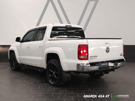 VOLKSWAGEN Amarok 2.0 16V 4X4 CABINE DUPLA HIGHLINE TURBO INTERCOOLER AUTOMÁTICO, Foto 5 VOLKSWAGEN Amarok 2.0 16V 4X4 CABINE DUPLA HIGHLINE TURBO INTERCOOLER AUTOMÁTICO, Foto 5