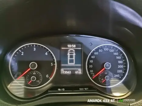 VOLKSWAGEN Amarok 2.0 16V 4X4 CABINE DUPLA HIGHLINE TURBO INTERCOOLER AUTOMÁTICO, Foto 8 VOLKSWAGEN Amarok 2.0 16V 4X4 CABINE DUPLA HIGHLINE TURBO INTERCOOLER AUTOMÁTICO, Foto 8