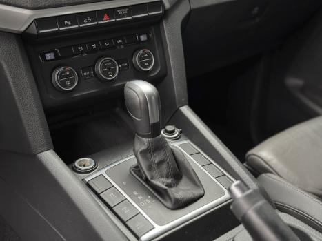 VOLKSWAGEN Amarok 3.0 V6 CABINE DUPLA HIGHLINE 4X4 TURBO INTERCOOLER AUTOM�TICO, Foto 7