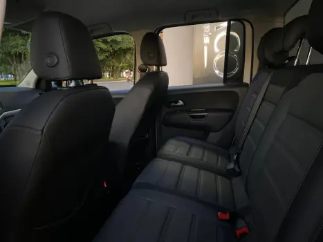 VOLKSWAGEN Amarok 3.0 V6 CABINE DUPLA HIGHLINE 4X4 TURBO INTERCOOLER AUTOM�TICO, Foto 7