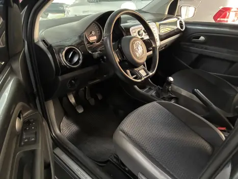 VOLKSWAGEN Cross UP 1.0 12V 4P TSI FLEX, Foto 4