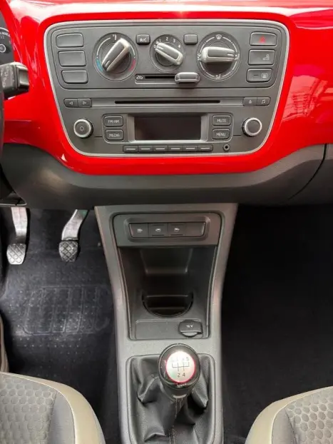 VOLKSWAGEN Cross UP 1.0 12V 4P TSI FLEX, Foto 6 VOLKSWAGEN Cross UP 1.0 12V 4P TSI FLEX, Foto 6