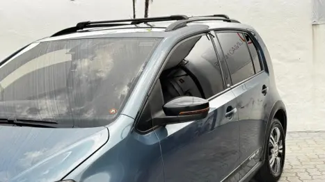 VOLKSWAGEN Cross UP 1.0 12V 4P TSI FLEX, Foto 2