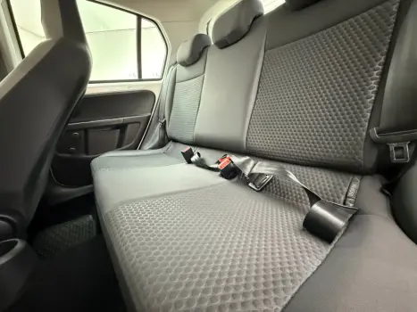 VOLKSWAGEN Cross UP 1.0 12V 4P FLEX, Foto 18