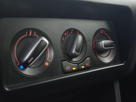 VOLKSWAGEN Crossfox 1.6 4P FLEX, Foto 15 VOLKSWAGEN Crossfox 1.6 4P FLEX, Foto 15