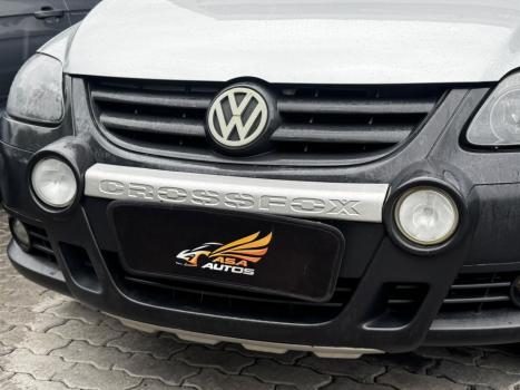 VOLKSWAGEN Crossfox 1.0 12V 4P FLEX, Foto 2