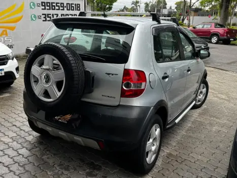 VOLKSWAGEN Crossfox 1.0 12V 4P FLEX, Foto 11