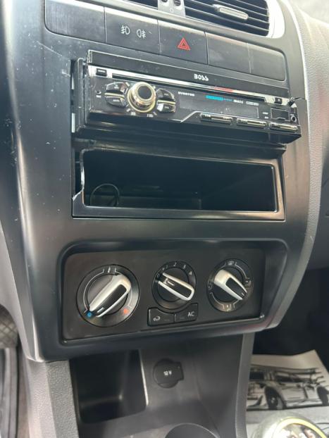 VOLKSWAGEN Fox 1.0 4P FLEX, Foto 4