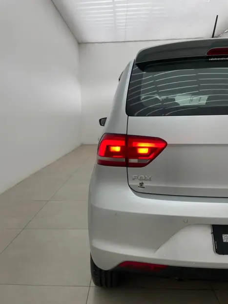 VOLKSWAGEN Fox 1.0 4P COMFORTLINE FLEX, Foto 6