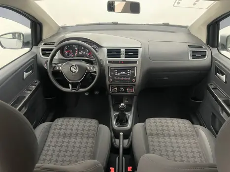 VOLKSWAGEN Fox 1.0 4P COMFORTLINE FLEX, Foto 10