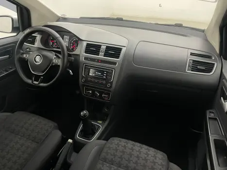 VOLKSWAGEN Fox 1.0 4P COMFORTLINE FLEX, Foto 11