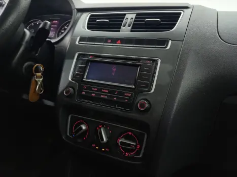 VOLKSWAGEN Fox 1.0 4P TRENDLINE FLEX, Foto 6