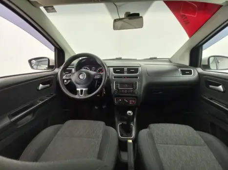 VOLKSWAGEN Fox 1.0 4P TRENDLINE FLEX, Foto 9