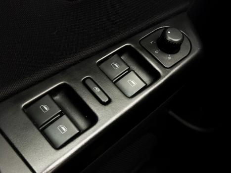 VOLKSWAGEN Fox 1.0 4P COMFORTLINE FLEX, Foto 10