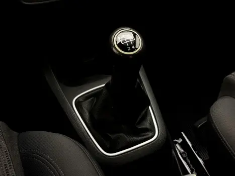 VOLKSWAGEN Fox 1.0, Foto 11