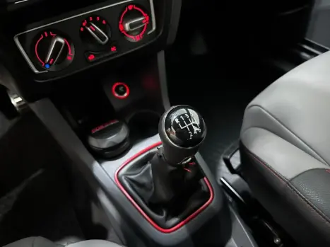 VOLKSWAGEN Fox 1.6 16V 4P MSI PEPPER FLEX, Foto 8