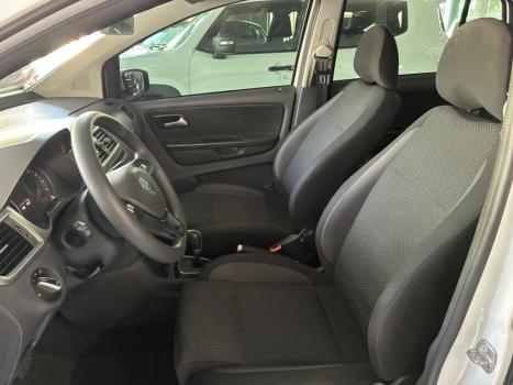 VOLKSWAGEN Fox 1.6 4P FLEX CONNECT I-MOTION AUTOMATIZADO, Foto 3