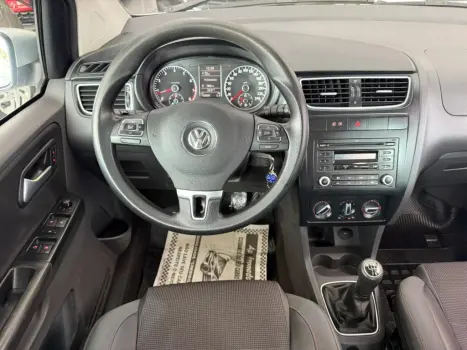 VOLKSWAGEN Fox 1.6 4P, Foto 4