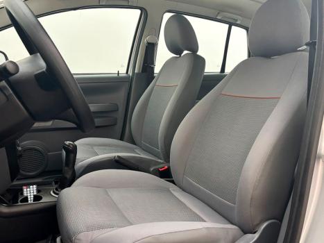 VOLKSWAGEN Fox 1.6 4P, Foto 9 VOLKSWAGEN Fox 1.6 4P, Foto 9