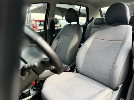 VOLKSWAGEN Fox 1.6 4P PLUS, Foto 9