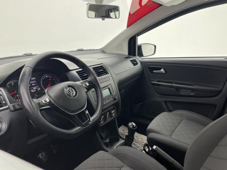 VOLKSWAGEN Fox 1.6 4P HIGHLINE FLEX, Foto 9