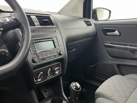 VOLKSWAGEN Fox 1.6 4P HIGHLINE FLEX, Foto 13