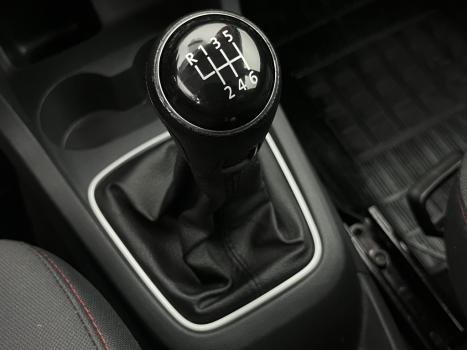 VOLKSWAGEN Fox 1.6 4P HIGHLINE FLEX, Foto 15