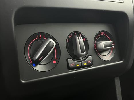 VOLKSWAGEN Fox 1.6 4P I-TREND FLEX, Foto 11