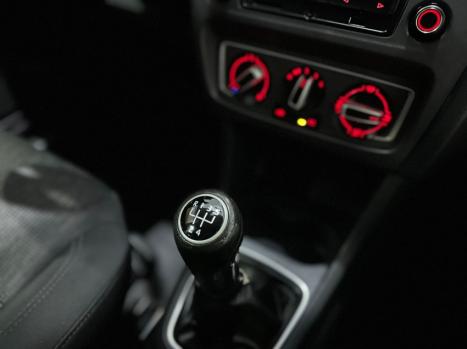 VOLKSWAGEN Fox 1.6 4P URBAN & SOUND FLEX, Foto 9