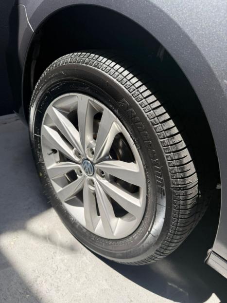 VOLKSWAGEN Fox 1.6 4P FLEX CONNECT I-MOTION AUTOMATIZADO, Foto 8