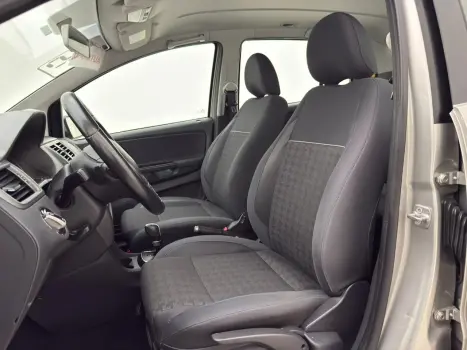 VOLKSWAGEN Fox 1.6 4P FLEX MSI COMFORTLINE AUTOMATIZADO, Foto 9
