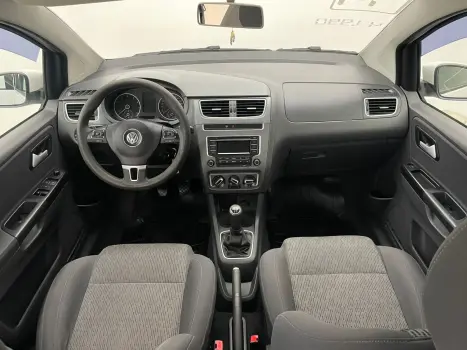VOLKSWAGEN Fox 1.6 4P FLEX, Foto 9
