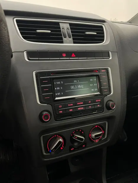 VOLKSWAGEN Fox 1.6 4P FLEX, Foto 13