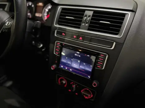 VOLKSWAGEN Fox 1.6 4P RUN FLEX, Foto 8