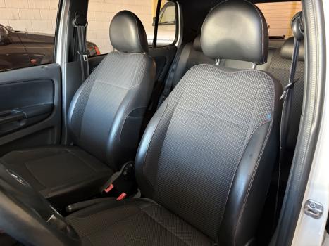 VOLKSWAGEN Fox 1.6 4P ROCK IN RIO FLEX, Foto 4