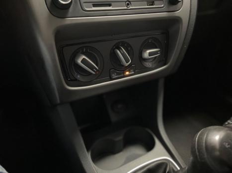 VOLKSWAGEN Fox 1.6 4P MSI TRENDLINE FLEX, Foto 8