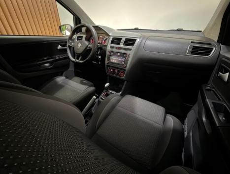VOLKSWAGEN Fox 1.6 4P FLEX CONNECT I-MOTION AUTOMATIZADO, Foto 4