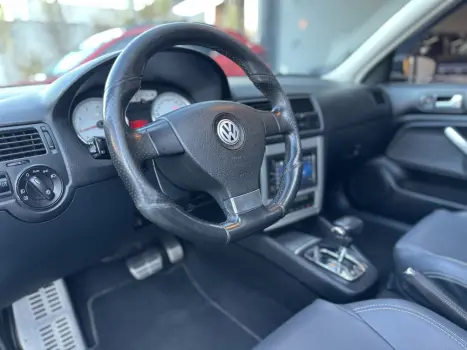 VOLKSWAGEN Golf 2.0 4P FLEX SPORTLINE AUTOM�TICO, Foto 3