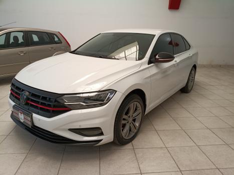 VOLKSWAGEN Jetta 1.4 4P 250 TSI TURBO CONFORTLINE AUTOMTICO, Foto 2