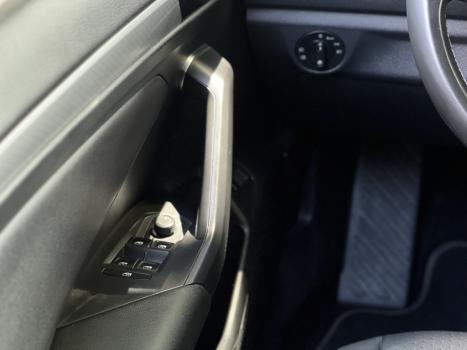 VOLKSWAGEN Jetta 1.4 4P 250 TSI R-LINE AUTOMTICO, Foto 4