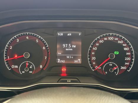 VOLKSWAGEN Jetta 1.4 4P 250 TSI TURBO COMFORTLINE AUTOM�TICO, Foto 4