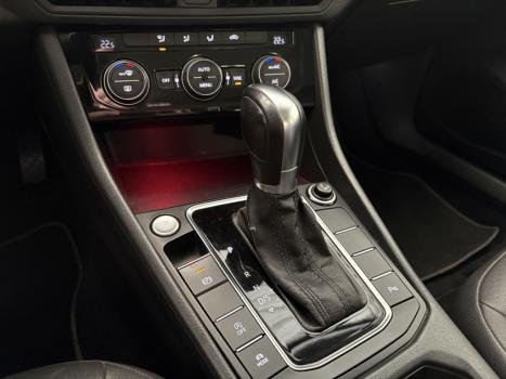 VOLKSWAGEN Jetta 1.4 4P 250 TSI TURBO COMFORTLINE AUTOM�TICO, Foto 6